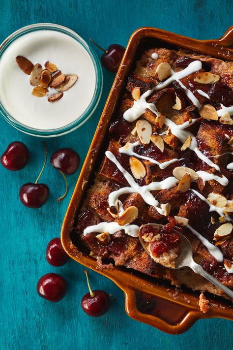 Cherry Bread Pudding Recipe, Cherry Bread Pudding, Cherry Bread, Sweet Bakes, Apple Crisp Recipe, Cracked Wheat, Cherry Sauce, Nutritious Foods, Bread And Butter Pudding