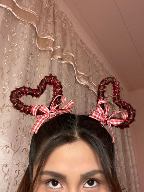 Crazy Hair Day Aesthetic, Crazy Valentines Hair, Preppy Crazy Hair Day, Crazy Hair Valentines Day, Crazy Hair Day Valentines, Curly Crazy Hair Day Ideas, Valentines Crazy Hair Day, Valentines Day Hair Ideas, Hairstyle For Valentines Day