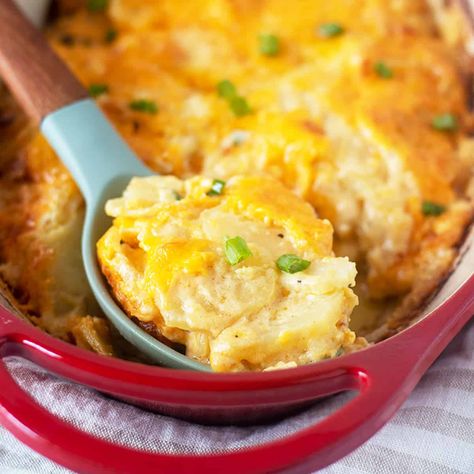 Scalloped Potatoes Gluten Free, Gluten Free Scalloped Potatoes, Easy Cheesy Scalloped Potatoes, Cheesy Scalloped Potatoes, Scalloped Potatoes Easy, Blueberry Dump Cakes, Scalloped Potatoes Cheesy, Potatoes Onions, Gluten Free Sides