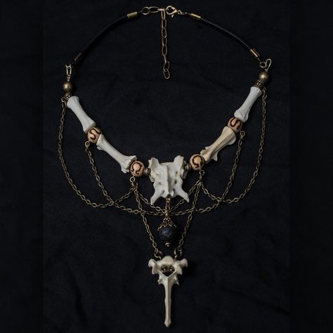 Image of Necrolady Bone Necklace Bone Necklace Aesthetic, Animal Bone Necklace, Bone Crown, Bones Jewelry, Bone Jewellery, Bones Necklace, Animal Bone Jewelry, Wire Wrapped Jewelry Diy, Vulture Culture