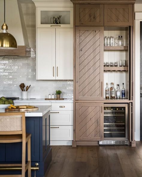 Kimberly Parker Design (@kimberlyparkerdesign) • Instagram photos and videos Kitchens, Instagram Photos, Photo And Video, Instagram Photo, Instagram, Design