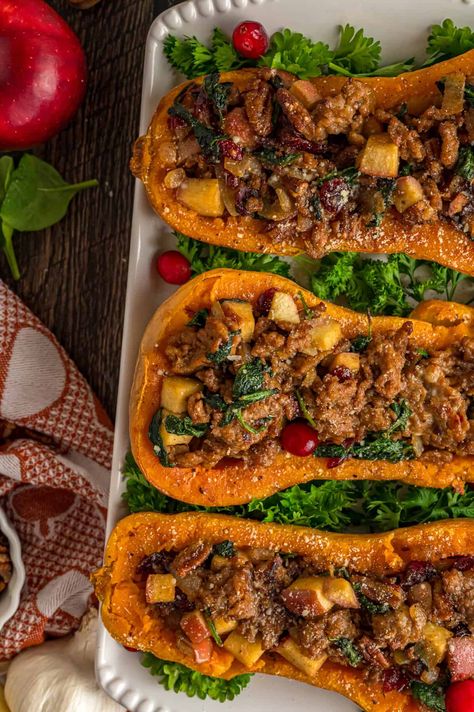 Butternut Squash Sausage Recipes, Butternut Squash Sausage, Ground Italian Sausage, Hot Sausage, Winter Dinner, Fall Dishes, Butternut Squash Recipes, Summer Appetizer, Roasted Butternut Squash