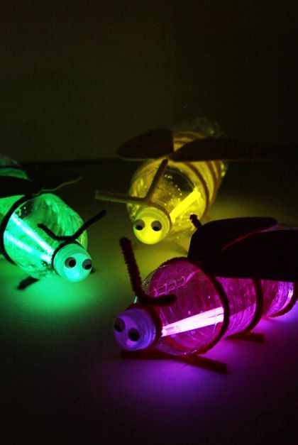 Summer Crafts Bugs And Insects Preschool Crafts Fun Activities, Magnified Vbs Crafts, Firefly Crafts For Toddlers, Firefly Craft For Kids, Bug Theme Crafts, Vbs 2025 Magnified Crafts, Firefly Craft Preschool, Camp Firelight Vbs Crafts, Insects Craft