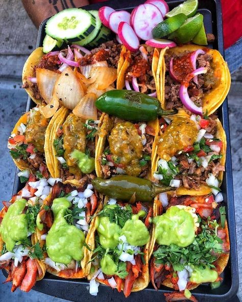 #follow #food #foodie #foodporn #dinner #lunch #blogging #blogger #blog #tacos #mexicanfood Mexican Tacos Aesthetic, Extreme Food, Mexican Tacos, Mexico Food, Food Goals, Mexican Food Recipes Authentic, Food Platters, United Nations, Food Obsession