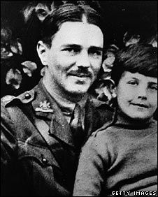 Wilfred Owen was killed in action 90 years ago this month on 04 Nov 1918, he has influenced me since a relatively young 14 year old, he influenced my Dad and he told the story of my Grand-fathers generation and sadly his work is as relevant now as it was in the terrible times it was written. Killed like so many just a few days before peace was declared.  Certainly for me he means I have not forgotten and will remember them, I hope always... Journalism or art his poems? Poetry Cafe, Dulce Et Decorum Est, Wilfred Owen, Andrew Miller, Ww1 Soldiers, Bath Uk, Ww 1, John Keats, Man Ray