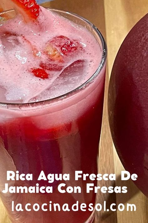 #aguafresca #jamaica #fresas #rica #saludable #refrescante Agua Fresca Recipe, Agua Fresca, Diy Food, Diy Food Recipes, Jamaica