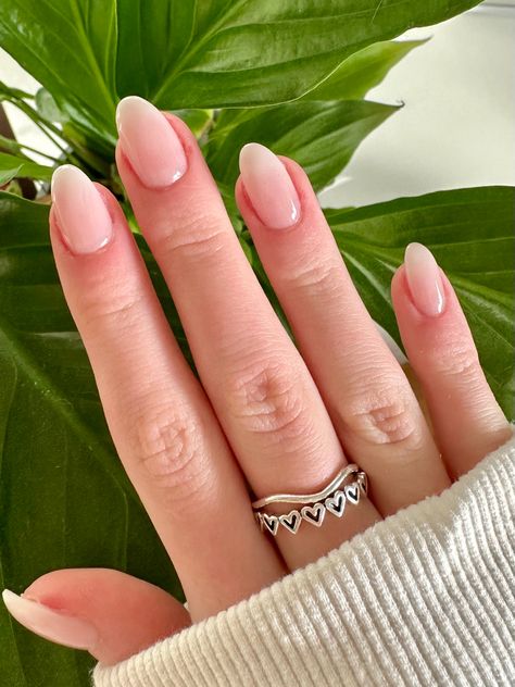 Short Nails For Middle School, Year 10 Formal Nails, Confirmation Nails Short, Nail Fade Ombre, Nail Ideas For Confirmation, Nail Inspo For Pale Skin, Basic Clean Girl Nails, Plain Prom Nails, Acrylic Nails For Pale Skin