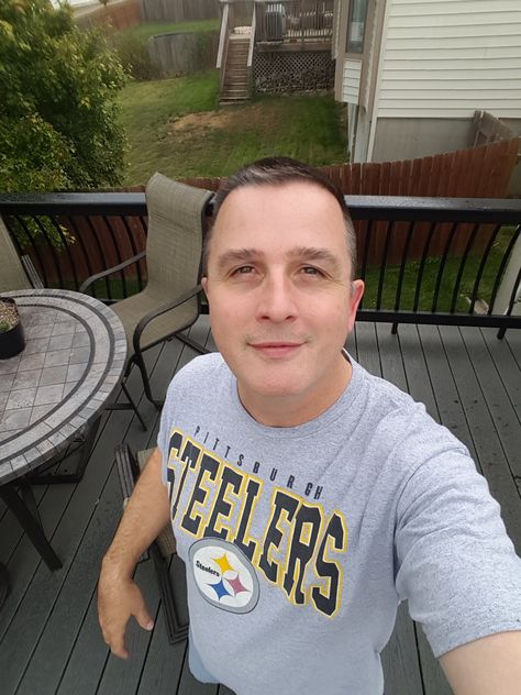 10/21/17 - Not in the office this morning.  On a slightly wet deck. Usa Man Pictures, Usa Men Pictures, Usa Man Working Picture, Usa Military Man, Military Man Pictures, Jay Dangler, Military Doctor, Male Pics, Biometric Passport