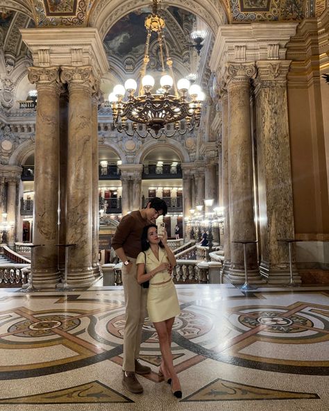 Opera date 💕 #parís #parisianstyle #parisianvibes #parisianchic #parisianlifestyle Paris Opera, Things to do in Paris Opera Date, Manifesting Future, Things To Do In Paris, Parisian Lifestyle, Parisian Vibes, Wishing Well, Parisian Chic, Parisian Style, Future Husband