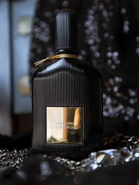 Tom Ford Black Orchid, Ford Black, Perfume Packaging, Black Truffle, Black Currant, Best Fragrances, Black Orchid, Phone Wallpaper Images, Holy Grail