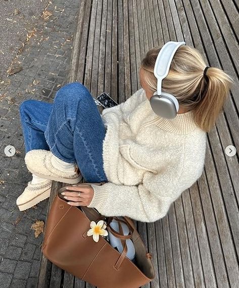 Autumn Chic, Coat Autumn, Autumn Fits, Uni Outfits, Uggs Outfit, Cold Outfits, Chic Casual, Stockholm Fashion, Fall Fits