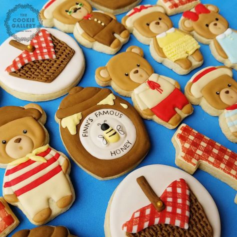 Teddy Bear Picnic Cookies, Picnic Cookies, Teddy Bears Picnic, Teddy Bear Party, Bear Picnic, Iced Biscuits, Picnic Birthday, Teddy Bear Picnic, Bear Party