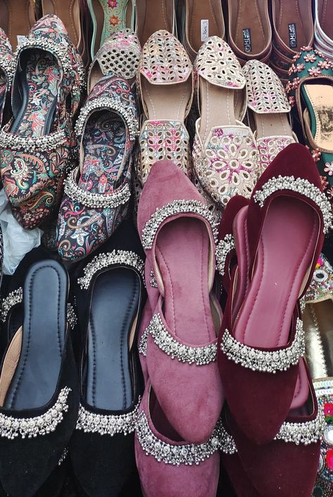 Crystal Heels Cinderella, I Love Being A Woman, Love Being A Woman, Elegant Shoes Heels, Baggy Jeans For Women, Indian Shoes, Being A Woman, Cute Shoes Heels, Desi Fashion Casual