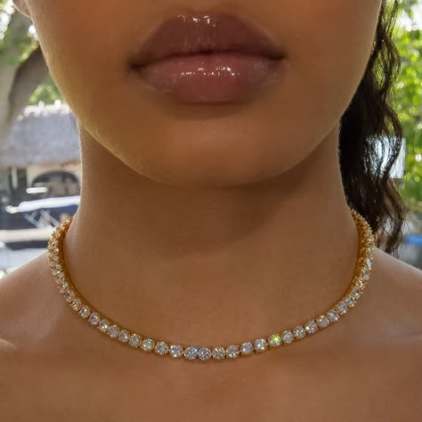 Tiffany Smile Diamond Necklace, Prom Necklaces, Packaging Template, Diamond Tennis Necklace, Origin Story, Diamond Choker, Prom Jewelry, Gold Diamond Necklace, Classy Jewelry