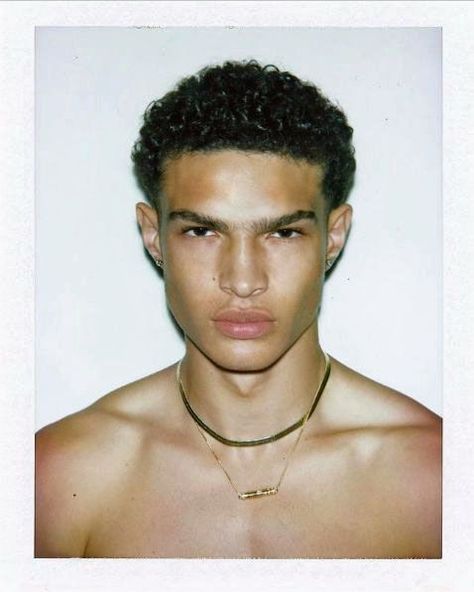 Noah Brown, Super Models, Model Inspo, Pretty Faces, Pretty Face, Beautiful Pictures, Cross Necklace, Models, Instagram Photos