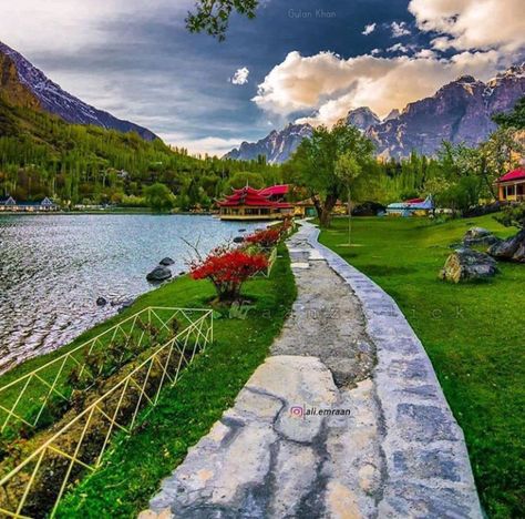 PAKISTAN, very nice shot beauty and nature scenery at Shangrila lake and resorts, Skardu valley, Gilgit Baltistan, Pakistan Shangrila Resort, Skardu Valley, Lost Horizon, Pakistan Army, Gilgit Baltistan, Unique Restaurants, Islamic Republic, Nature Scenery, Majestic Mountains