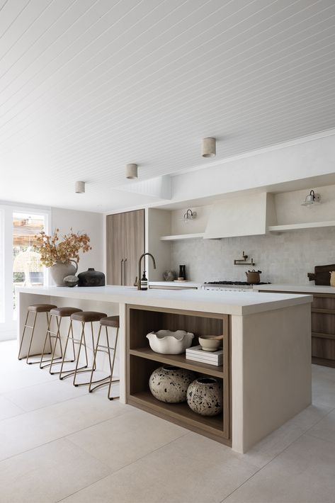 Kitchen in neutral tones with Scandinavian Kitchen Design, Kitchen Island Bench, Kitchen Benchtops, Neutral Kitchen, Beach House Kitchens, Minimalist Kitchen Design, Modern Kitchen Island, White Kitchen Design, Kitchen Decor Modern