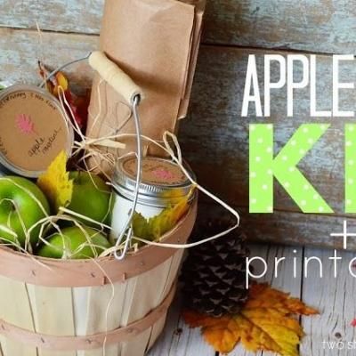 Apple Pie Kit {free printable} Pie Gift Basket, Creative Homemade Gifts, Pie Gifts, Gift Card Bouquet, Fall Gift Baskets, Diy Apple, Apple Festival, Homemade Gift Baskets, Diy Food Gifts