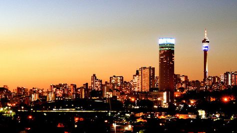 Ponte Tower in the Johannesburg skyline.   Born and bread Jburger.  KiwiBoer Skyline Wallpaper Desktop, Cityscape Laptop Wallpaper, Johannesburg Skyline, South Africa Vacation, Skyline Image, Johannesburg City, Panorama City, Africa Vacation, Dark City Skyline