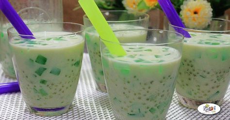 Pandan Drink, Sago Recipes, Buko Pandan, Filipino Dessert Recipes, Pinoy Dessert, Puding Roti, Float Recipes, Filipino Dessert, Air Kelapa