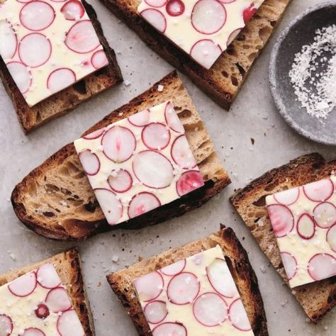 Radish Butter, French Breakfast Radish, French Breakfast, Rustic Bread, French Cooking, Food Words, Radishes, Beautiful Food, Pretty Food