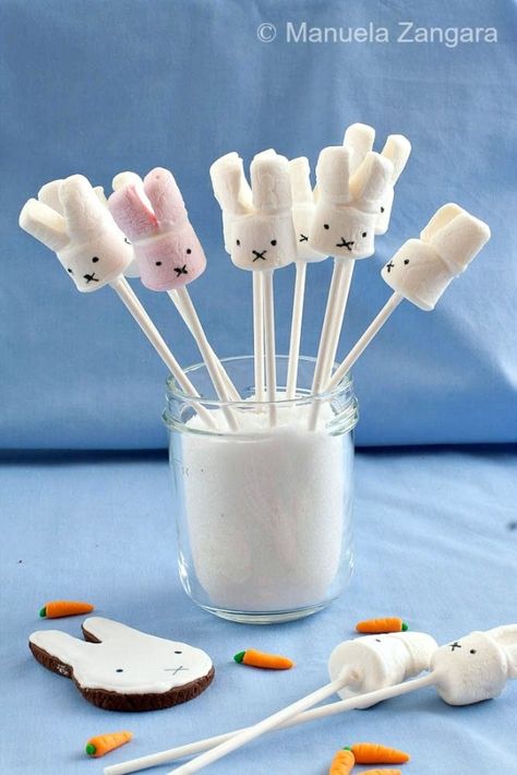 Marshmallow bunny pops...tutorial... by MyLittleCornerOfTheWorld Miffy Theme Birthday Party, Miffy Party Ideas, Bunny Party Ideas, Miffy Birthday, Miffy Party, Miffy Cake, Bunny Pops, Easter Marshmallow, Marshmallow Bunny