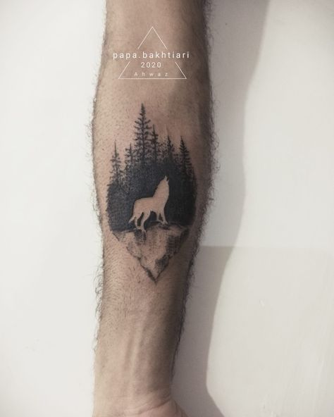 Tattoo Wolf Triangle Wolf Tattoo, Wolfpack Tattoo, Tattoo Wolf, Wolf Tattoo Sleeve, Triangle Tattoos, Fantasy Wolf, Mountain Tattoo, Spine Tattoo, Wolf Tattoos