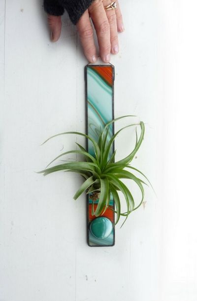 Spire Trends: Stained Glass Air Plant Holder Tall Psychedelic Diy Art Display, Glass Air Plant Holder, Art Display Panels, Stained Glass Gifts, Stain Glass Ideas, Pocket Vase, Geometric Terrarium, Stained Glass Jewelry, Stained Glass Ornaments