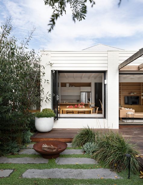 Top Architects, Victorian Cottage, Most Beautiful Gardens, Australian Architecture, Native Garden, M J, Australian Homes, Brick Fireplace, Back To Basics