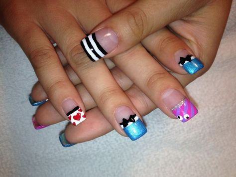 Alice in Wonderland Nails Alice In Wonderland Nails, Wonderland Nails, Disneyland Nails, Disney Inspired Nails, Holiday Nail Designs, Gel Powder, Nail Art Disney, Cute Acrylic Nail Designs, Nails Diy