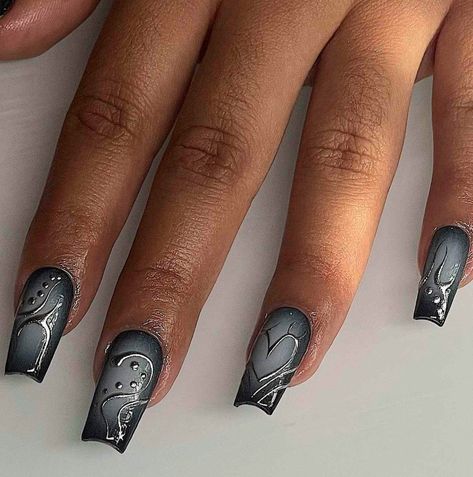 Silver French Manicure, French Nail Ideas, Metal Nail Art, French Manicures, Molten Metal, Chrome Powder, French Nail, Gel Designs, Top Nail