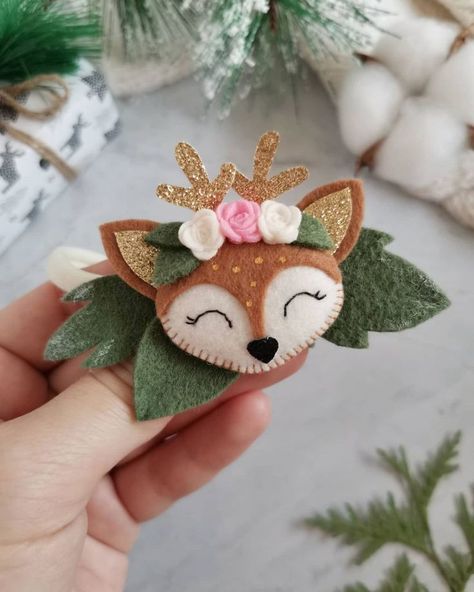 Christmas Animal Ornaments, Christmas Felt Patterns, Christmas Felt Decorations, Felt Hair Accessories, Felt Ornaments Patterns, Felt Toys Patterns, Felt Animal Patterns, Idee Cricut, Felt Crafts Patterns