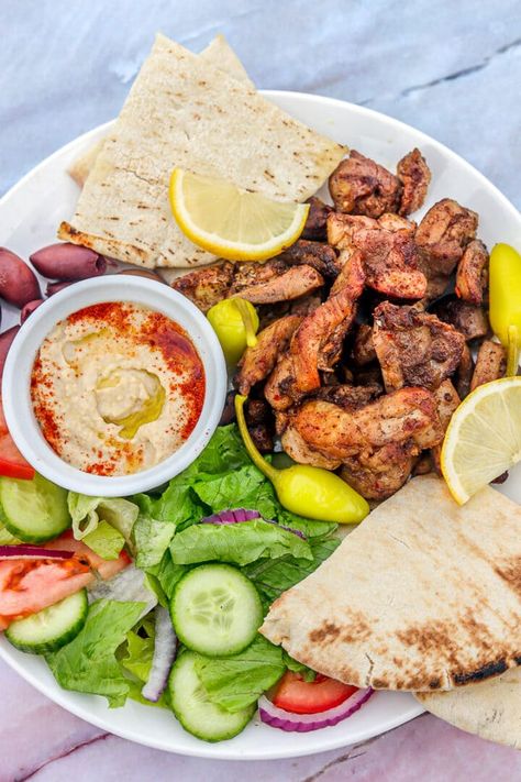 Shawarma Bread, Homemade Shawarma, Shawarma Grill, Pita Recipe, Middle Eastern Chicken, Chicken Shawarma Wrap, Shawarma Seasoning, Middle Eastern Salads, Shawarma Spices