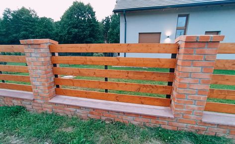 Brick And Fence Wall, Brick Fence With Wood, Wood Fence With Brick Columns, Brick And Wood Fence Ideas, Wood And Brick Fence, Brick And Wood Fence, Brick Wall Fence, House Fencing, Beautiful Fences