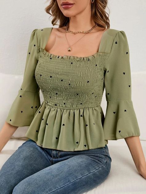 Confetti Heart Print Shirred Trumpet Sleeve Peplum Hem Blouse | SHEIN USA Peplum Top Outfits Casual, Peplum Top Outfits, Stitching Dresses, Trumpet Sleeve, Hem Blouse, Peplum Hem, Women Blouses, Modest Fashion Outfits, Women Tops