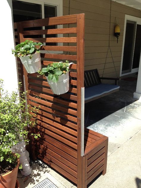 I realized the Applaro wall panels are meant to be attached to a wall instead of a freestanding bench and trellis. So I hacked it instead. Ikea Applaro, Balcony Privacy Screen, Balkon Decor, Balcony Privacy, Patio Privacy, Outdoor Screens, Garden Privacy, Backyard Privacy, Privacy Walls