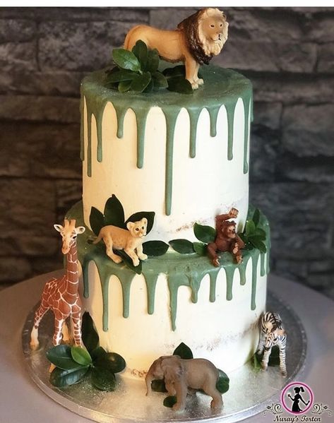 Zoo Animal 1st Birthday Cake, Safari Cakes Birthday, Zoo Birthday Party Cake, Animal Jungle Cake, Jungle Bday Cake, Easy Safari Cake, Safari Animal Birthday Cake, Zoo Themed 3rd Birthday Party, Buttercream Jungle Cake