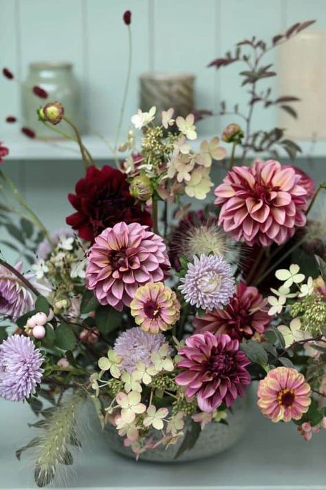 Dahlia Flower Centerpieces, Flower Arrangements With Dahlias, Dahlia Flower Bouquet, Dahlia Flower Arrangements, Dahlia Wedding Bouquets, Dahlia Bouquet, Growing Dahlias, British Flowers, Cut Flower Garden