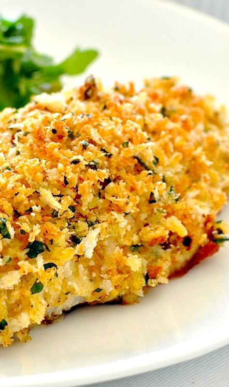 BAKED PARMESAN CRUMBED FISH ~ Says: Packed generously with a thick, crunchy coating of parmesan and garlic breadcrumbs, this is one fish that everyone is sure to love. Using this recipe, you'll get perfectly golden crumbs and perfectly cooked fish every time. And the clincher? It's on the table in just over 10 minutes. I made this using perch fillets (skin off) but you can use any firm white fish fillets. Crumbed Fish, Cooked Fish, Cooking Steak, Cooking Fish, Fish Fillets, Easy Fish Recipes, Cod Recipes, Fish Dinner, Healthy Fish