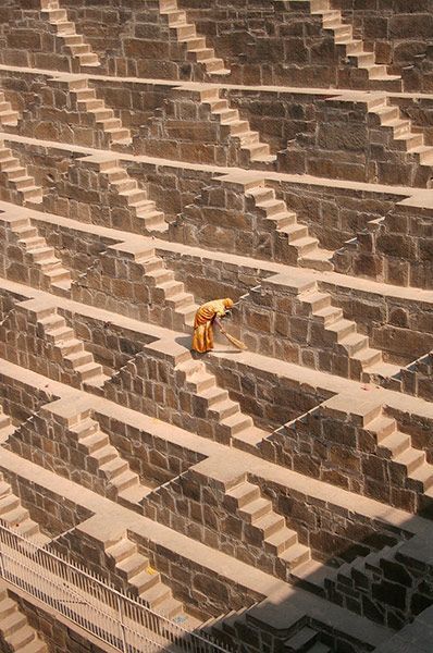 Chand Baori, Nature Frame, Amazing India, Travel India, Indian Architecture, Winding Road, Stairway To Heaven, Traditional Architecture, Ancient Architecture