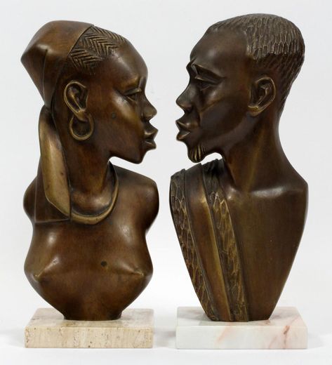 Untitled bronze sculptures by unknown artist. Similar wooden sculptures found in West African tourist souvenir markets. African Wooden Sculpture, Caricature Painting, African Portraits Art, African Couple, Wax Statue, Ancient Israelites, Wooden Sculptures, Portraits Art, African Sculptures