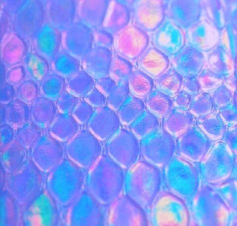 iridescent love Mermaid Aesthetic, Rainbow Aesthetic, Aesthetic Images, Purple Aesthetic, Homestuck, Pastel Aesthetic, Rocks And Crystals, Drawing Reference, Color Inspiration