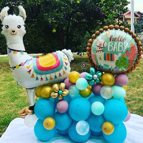 Llama Gender Reveal Party, Llama Baby Shower Ideas Girl, Llama Baby Shower Ideas, Cats Cake, Mother Life, Baby Decorations, Mexican Baby Shower, Llama Party, Baby Llama