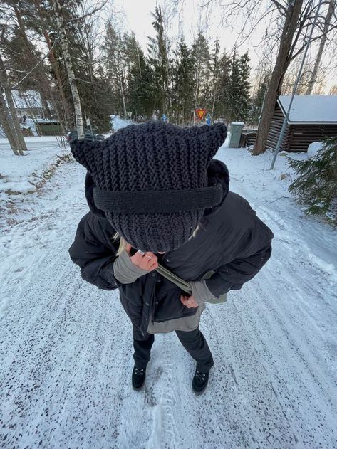 Cat Beanie, Black