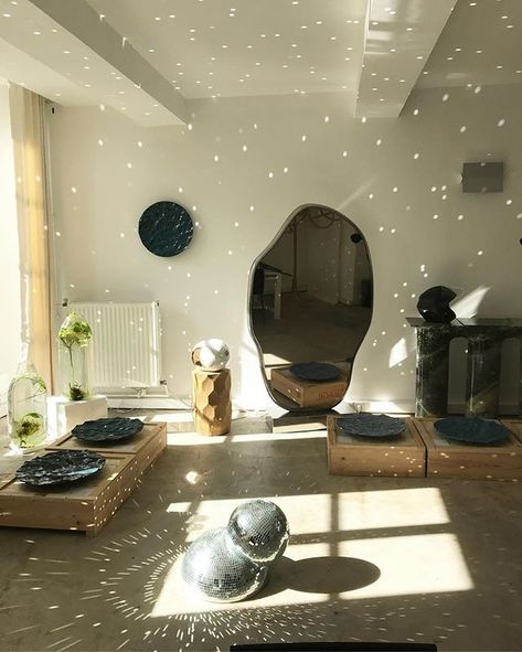 Mathieu Lehanneur, New York Apartment, First Apartment, Disco Ball, Interior Inspo, House Inspo, Living Room Inspiration, New Room, Interior Design Inspiration