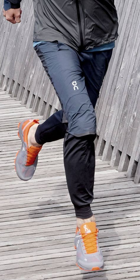 Men's Running Pants - with Pockets & Waterproof | On Mens Running Clothes, Running Outfit Men, Urban Running, Minimal Shirt Design, Run A Marathon, Mens Running Pants, Gents Kurta, Running Wear, Mens Editorial