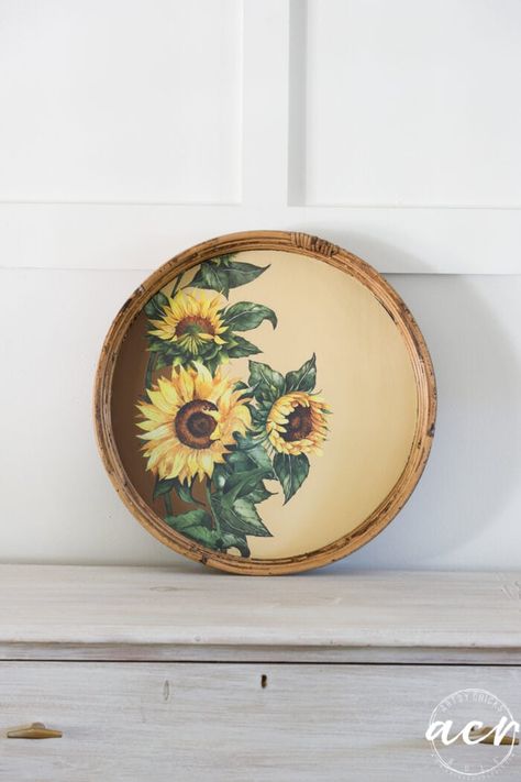 Love sunflowers?? Try this sunflower tray makeover idea!! Perfect for summer and for anyone who loves sunflowers! artsychicksrule.com Tray Makeover, Expand Furniture, Paint Line, Metal Tools, Side Lights, Leather Ottoman, Yellow Painting, Screened Porch, Color Blending