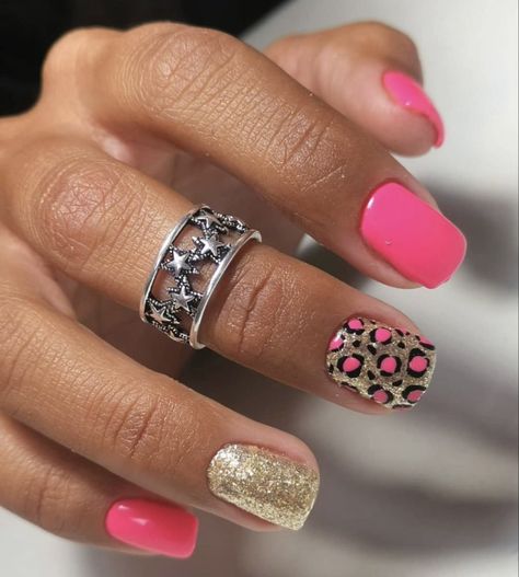 Leopard Manicure Ideas, Summer Leopard Nails, Pink Leopard Nails, Cheetah Print Nails, Cute Nail Colors, Sassy Nails, Leopard Print Nails, Shoe Nails, Beige Nails