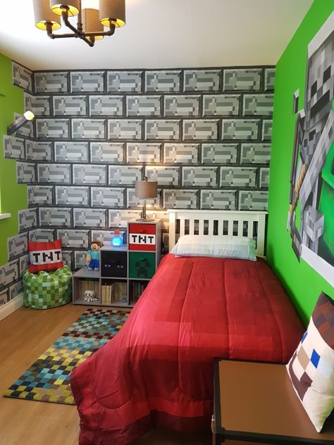 Minecraft Bedroom Theme, Boys Minecraft Bedroom Ideas, Minecraft Room Ideas Bedrooms, Minecraft Themed Bedroom, Boys Minecraft Bedroom, Little Boy Bedroom, Minecraft Bedroom Ideas, Minecraft Room Decor