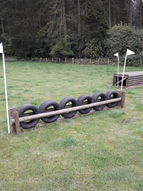 Tire Obstacle Course For Horses, Cross Country Obstacles, Diy Xc Jumps, Cross Country Jumps Ideas, Jump Ideas For Horses, Homemade Cross Country Jumps, Horse Cross Country Jumps, Cross Country Jumps Diy, Horse Jumps Ideas